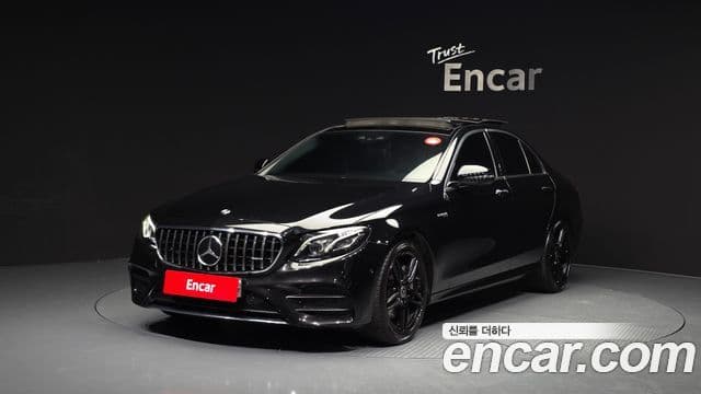 Mercedes-Benz E-класс W213 AMG Line, 2020 1