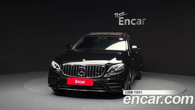 Mercedes-Benz E-класс W213 AMG Line, 2020 3