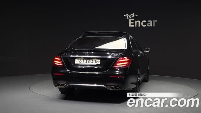 Mercedes-Benz E-класс W213 AMG Line, 2020 4
