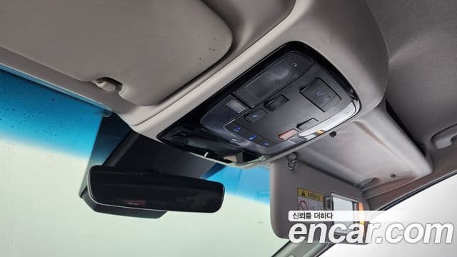 Hyundai Staria Modern, 2023 17