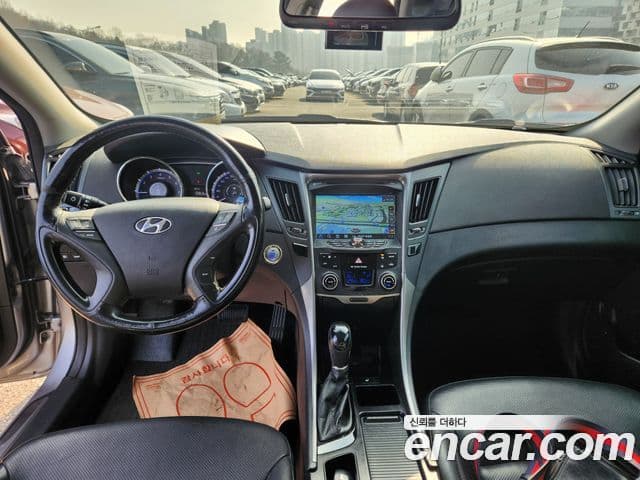 Hyundai Sonata The / новый 브릴리언트 Premium, 2013 17