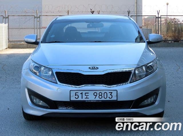 Kia K5 2.0 Deluxe, 2011 1