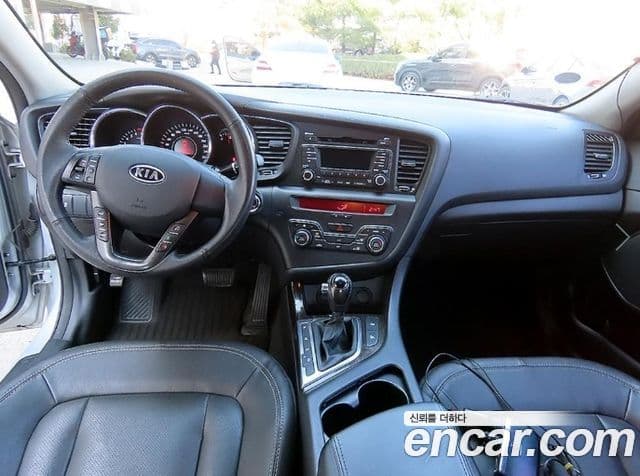 Kia K5 2.0 Deluxe, 2011 7