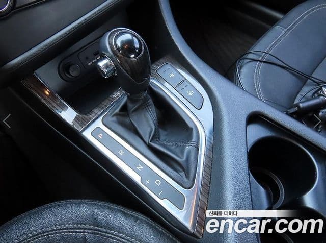 Kia K5 2.0 Deluxe, 2011 10