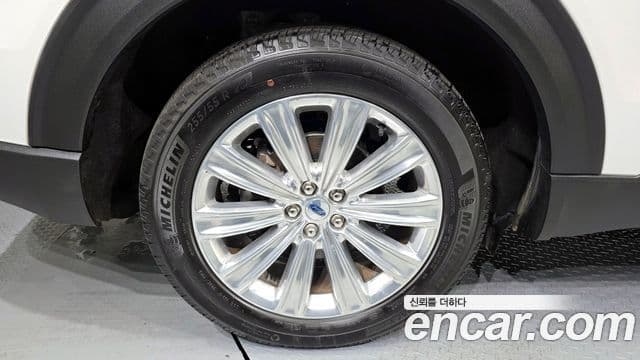Ford Explorer 6세대 2.3 Limited 4WD, 2023 все фото