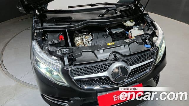 Mercedes-Benz V-класс W447, 2023 6