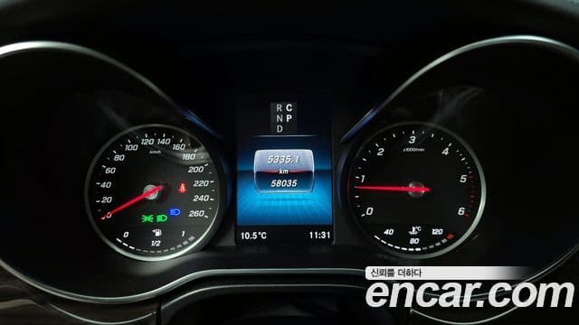 Mercedes-Benz V-класс W447, 2023 8