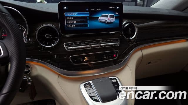 Mercedes-Benz V-класс W447, 2023 16