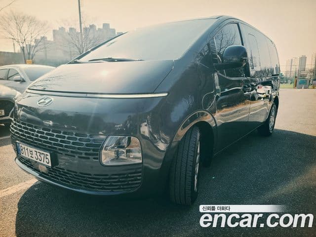 Hyundai Staria Modern, 2023 3