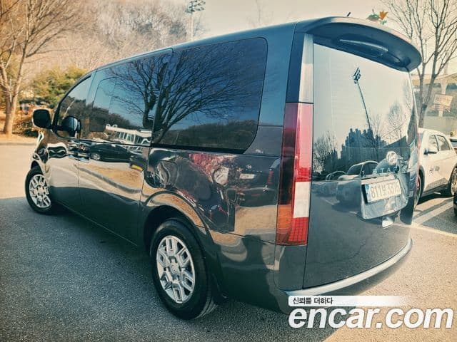 Hyundai Staria Modern, 2023 4