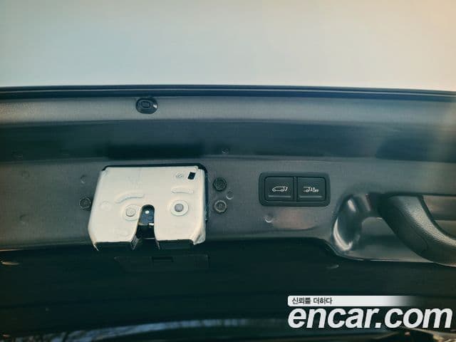 Hyundai Staria Modern, 2023 8