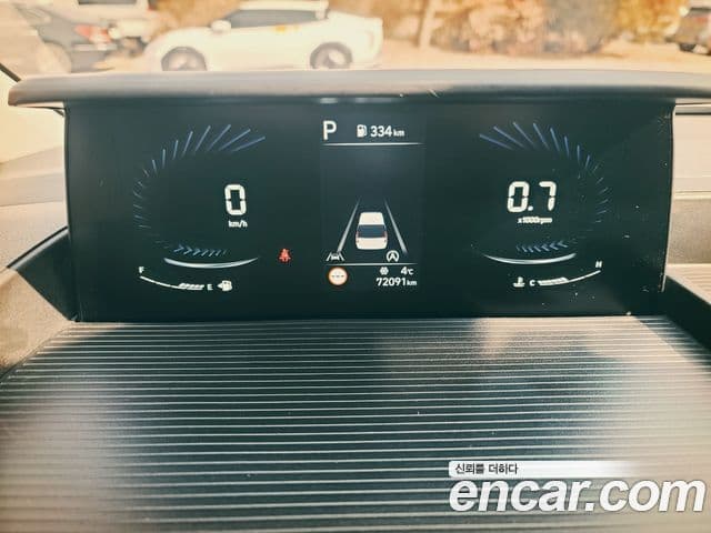 Hyundai Staria Modern, 2023 15