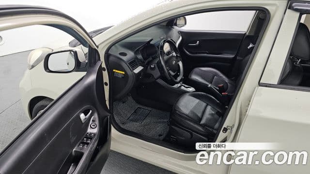 Kia All New Morning Luxury, 2013 10