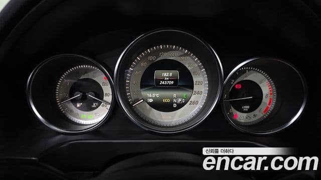 Mercedes-Benz E-класс W212 E250 CDI 4MATIC, 2014 8