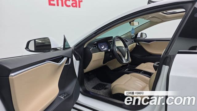 Tesla модель S, 2017 12