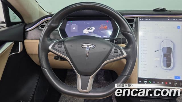 Tesla модель S, 2017 14