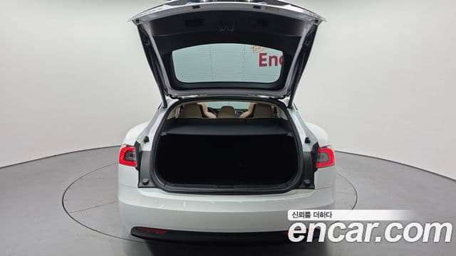 Tesla модель S, 2017 20