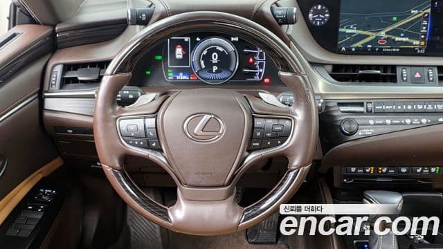 Lexus ES300h 7세대 Luxury Plus, 2019 13