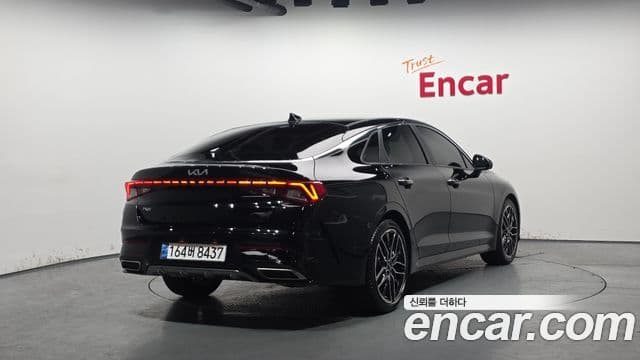 Kia K5 3세대 Signature, 2022 2
