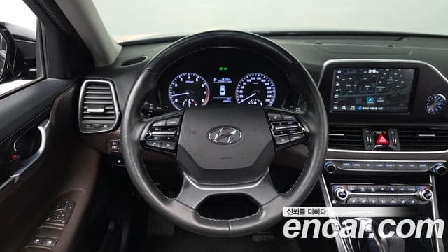 Hyundai Grandeur IG Premium, 2019 13
