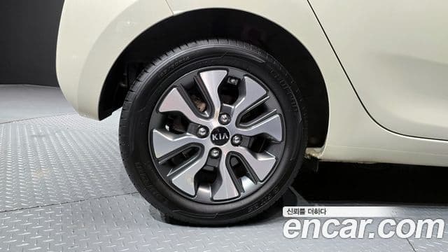 Kia The / новый New Morning Luxury, 2016 все фото