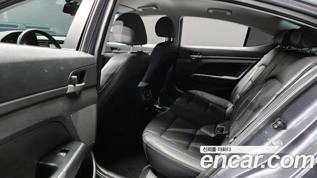 Hyundai Avante AD 1.6 GDI Smart, 2017 13