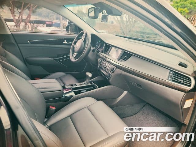 Kia All New K7 гибрид Special, 2018 10