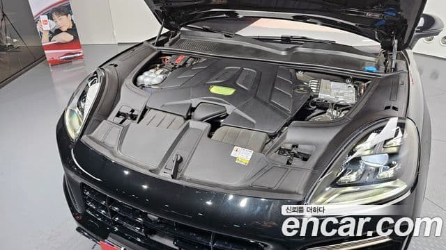 Porsche Cayenne (PO536) 3.0 Platinum Edition, 2023 6