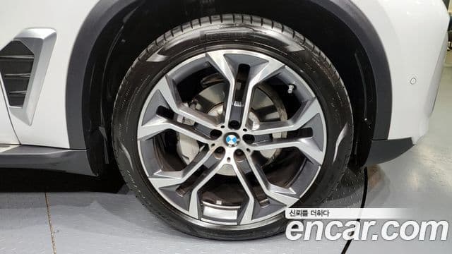 BMW X5 (G05) xDrive 30d xLine, 2025 все фото