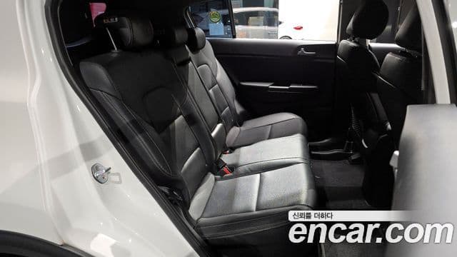Kia Sportage 4세대 дизель 1.7 2WD Trendy, 2018 12