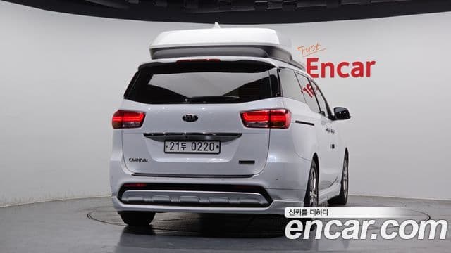 Kia All New Carnival Prestige High Roof, 2017 4