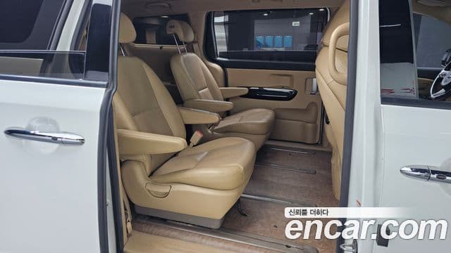 Kia All New Carnival Prestige High Roof, 2017 12