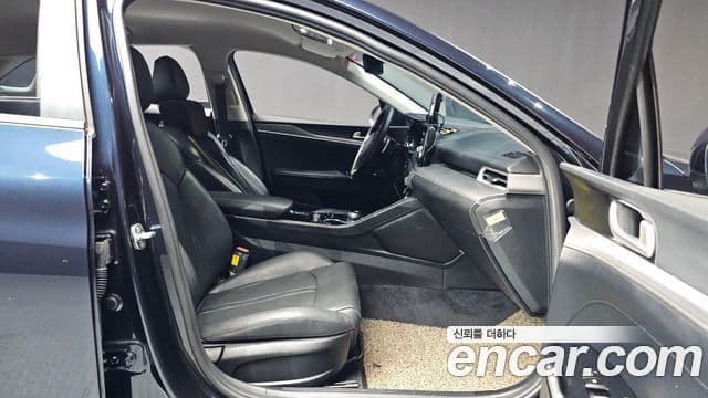 Kia K5 3세대 Trendy, 2022 11