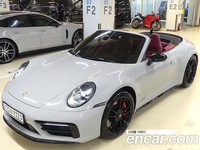 Porsche 911 (992) Carrera 4 GTS кабриолет, 2024 4