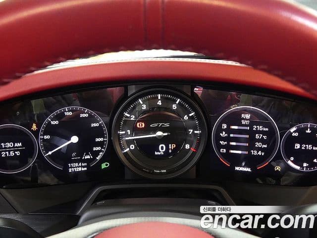 Porsche 911 (992) Carrera 4 GTS кабриолет, 2024 8