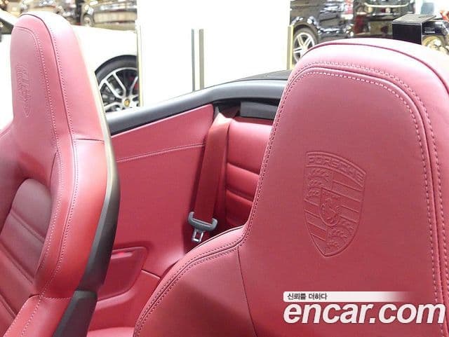 Porsche 911 (992) Carrera 4 GTS кабриолет, 2024 17