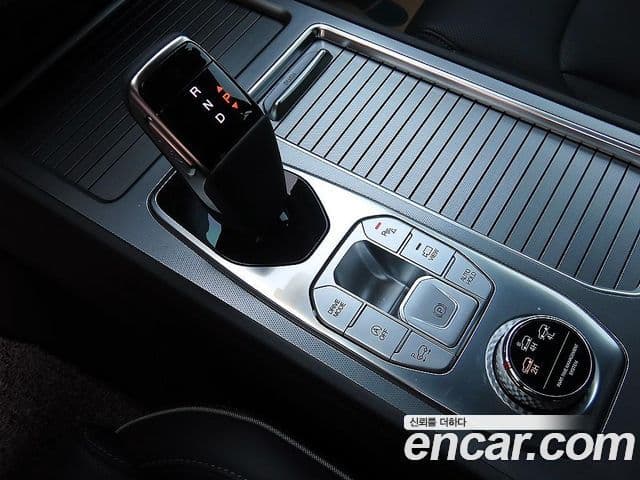 KG모빌리티(SsangYong) Rexton New Arena Noblesse, 2025 10