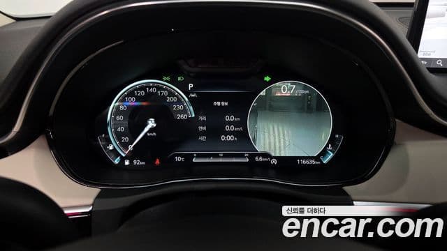 Genesis GV70, 2022 8