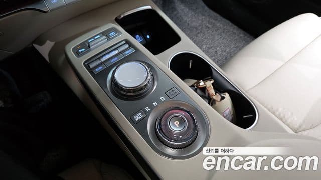 Genesis GV70, 2022 9