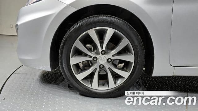 Hyundai Accent(новый кузов / новое поколение) Premium, 2014 все фото