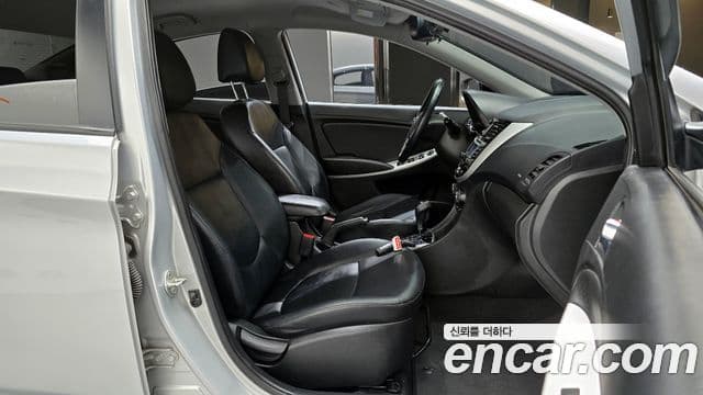 Hyundai Accent(новый кузов / новое поколение) Premium, 2014 10