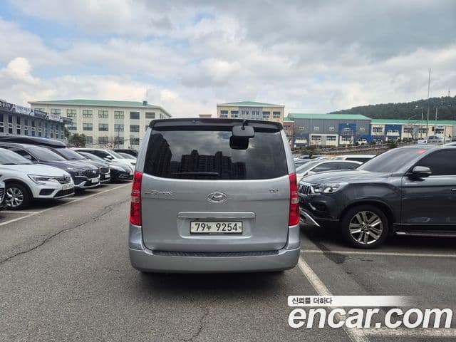 Hyundai Grand Starex кемпер, 2015 4