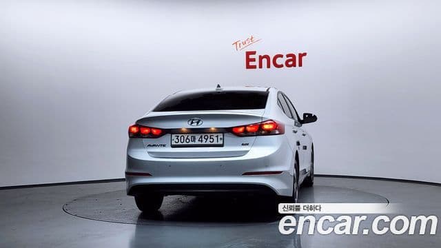 Hyundai Avante AD 1.6 GDI Smart, 2017 4