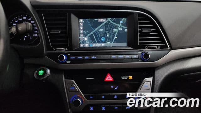 Hyundai Avante AD 1.6 GDI Smart, 2017 17