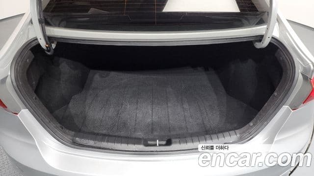 Hyundai Avante AD 1.6 GDI Smart, 2017 20