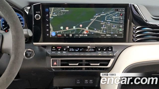 Toyota 캠리 (XV80) 2.5 XLE Premium гибрид, 2025 14