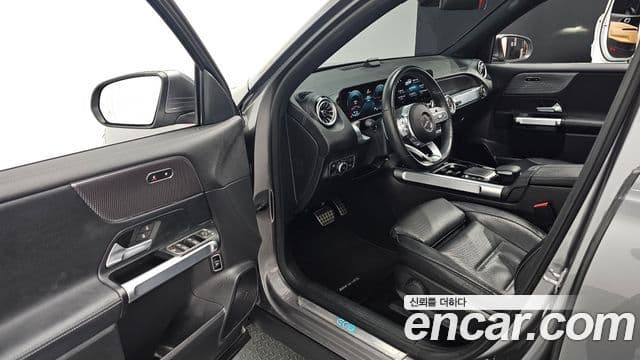 Mercedes-Benz EQB X243 AMG Line, 2022 11