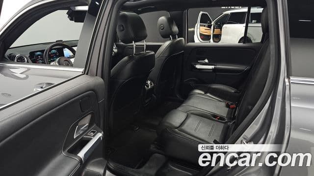 Mercedes-Benz EQB X243 AMG Line, 2022 12