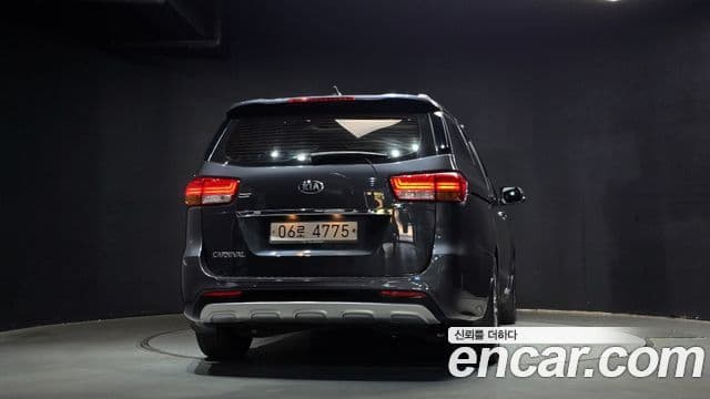 Kia All New Carnival Special, 2018 4