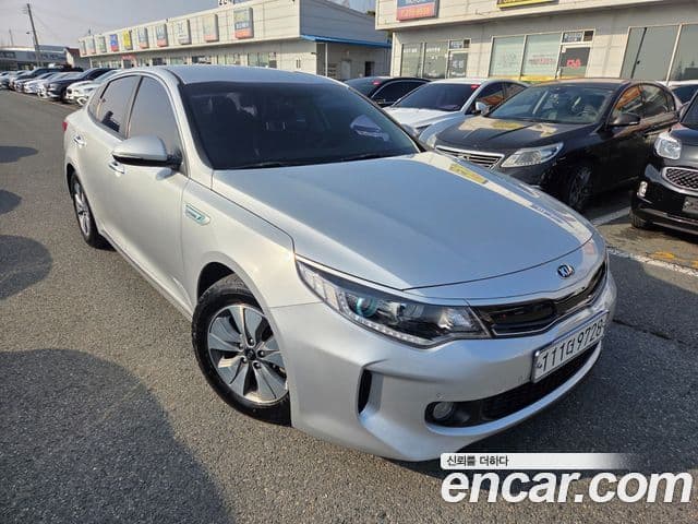 Kia K5 гибрид 2세대 Noblesse, 2017 1